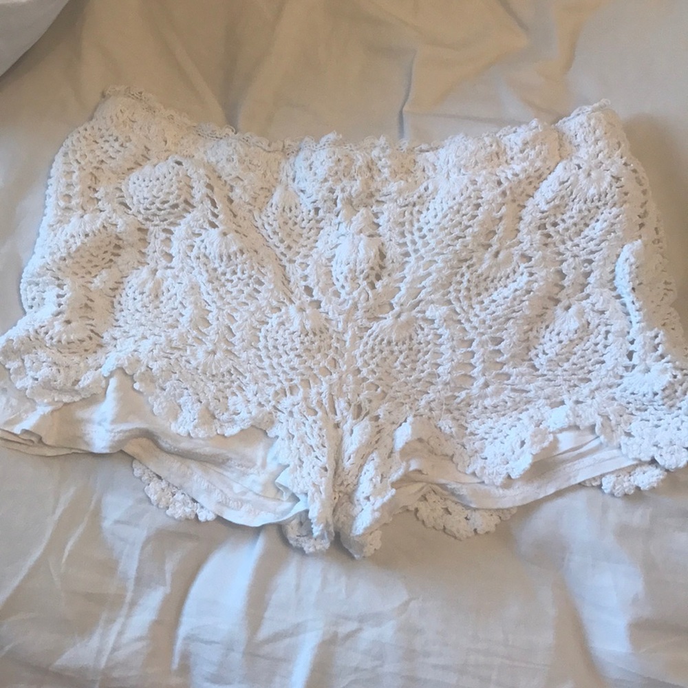 White lace shorts from RAGA size small